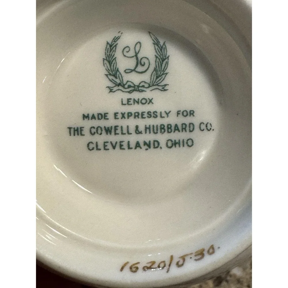 Lenox Gold Cream Bullion Cups Rare Early Cowell & Hubbard Cleveland Set of 2
